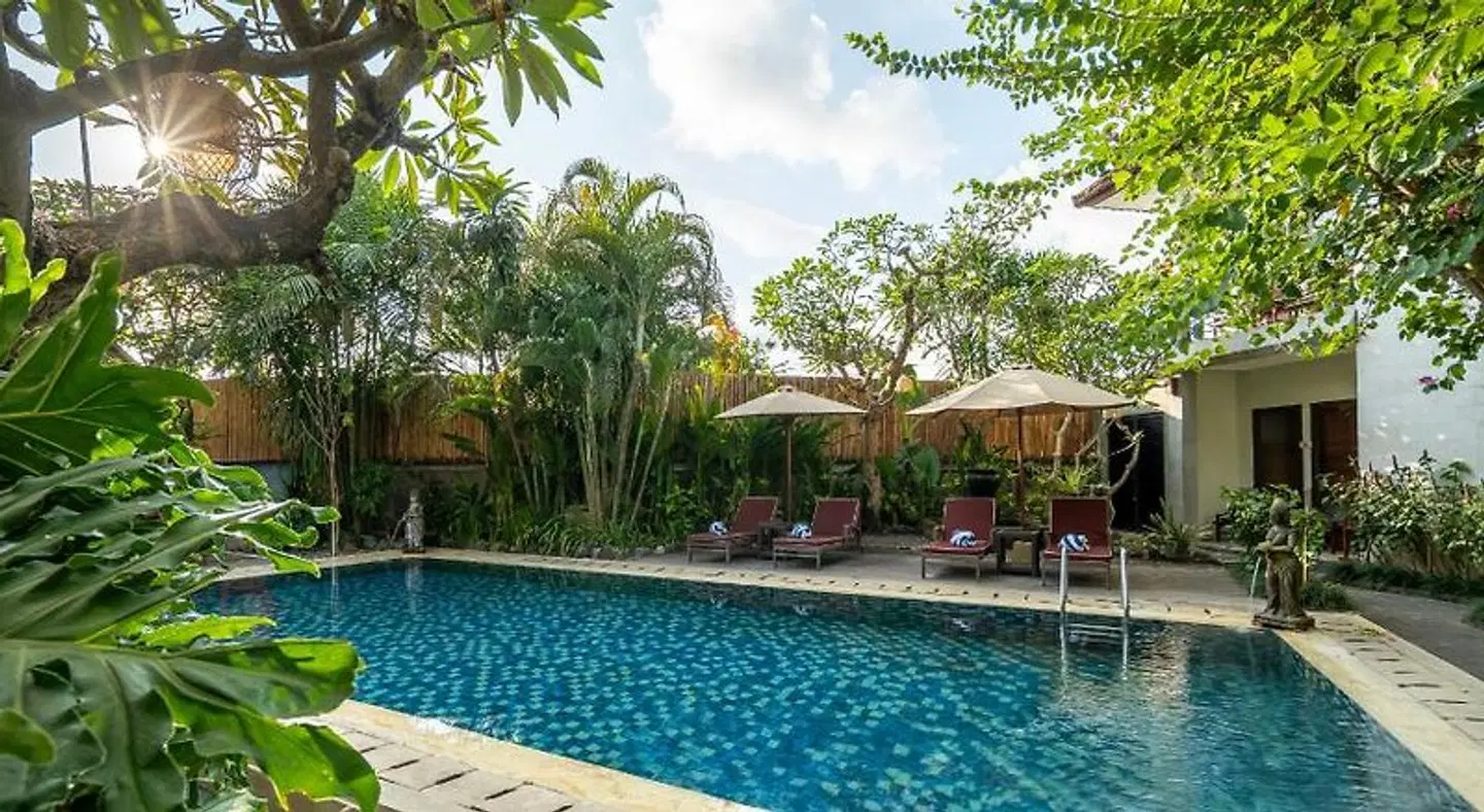 Pondok Sari Kuta OUTDOOR_POOL
