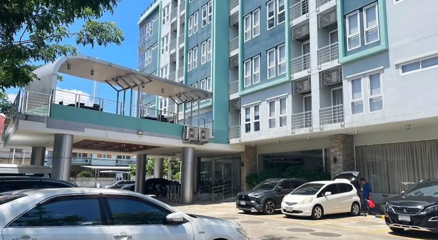 Anna-Nava Pakkret Hotel EXTERIOR