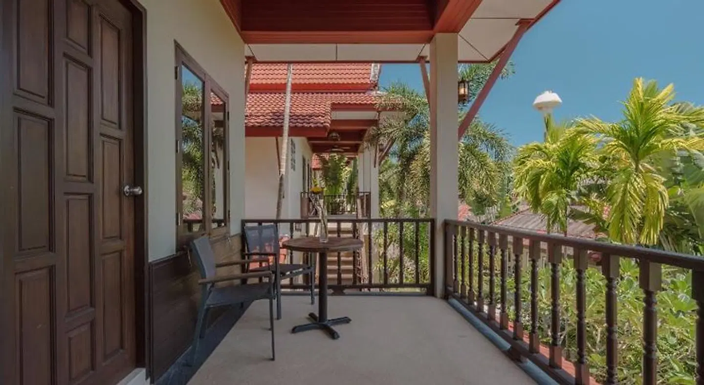 Palm Village Terrasse