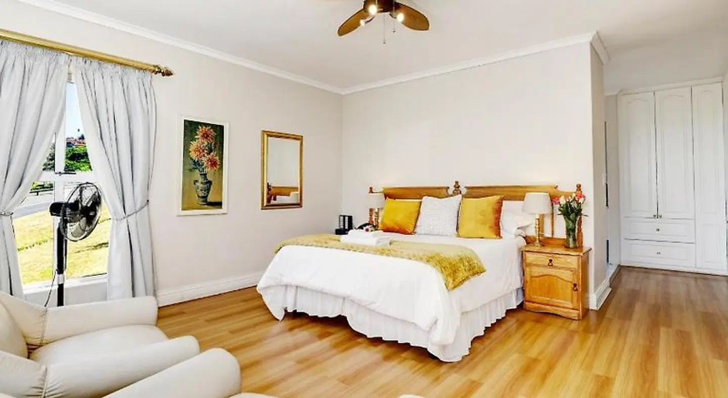 Bell Rosen Guesthouse & Conference Centre ROOM_EXAMPLE