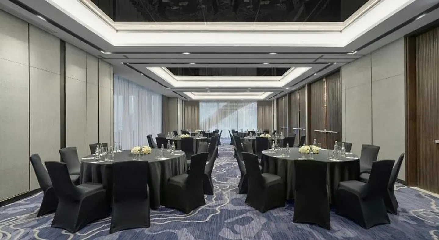 Courtyard by Marriott Danang Han River Restaurant
