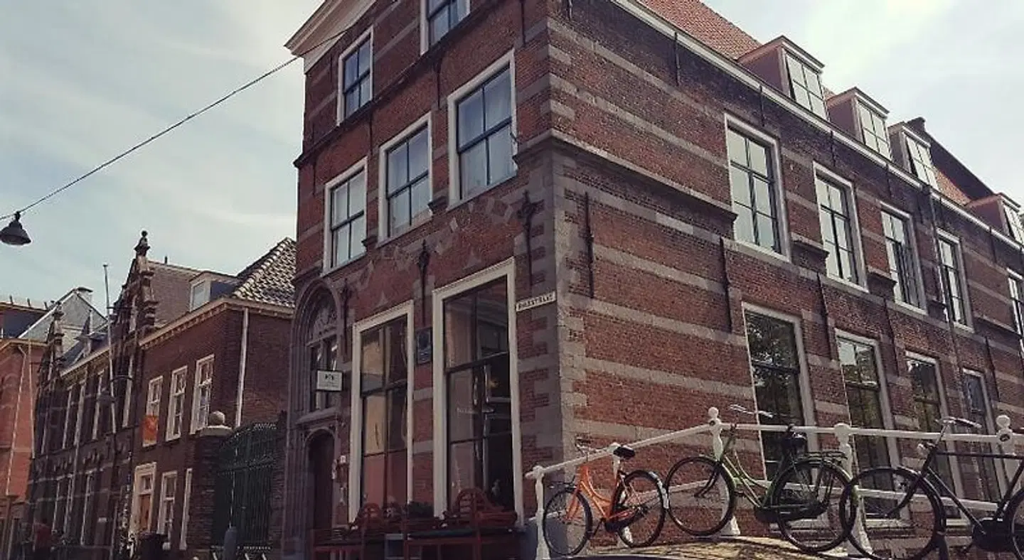 Grand Canal Station Delft EXTERIOR