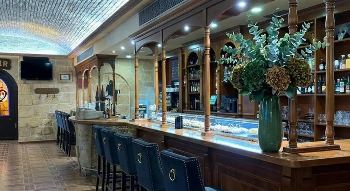Castillo Bonavía Bar