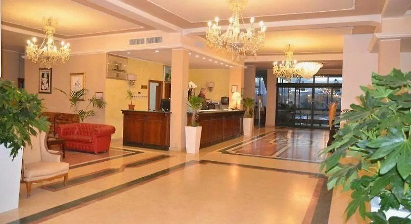 Grand Eurhotel LOUNGE_LOBBY