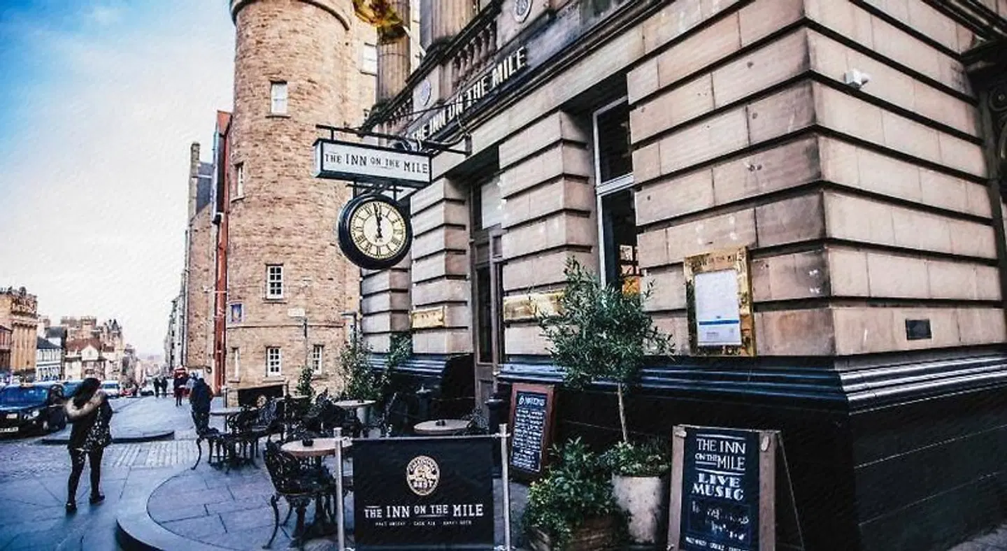 The Inn on the Mile EXTERIOR
