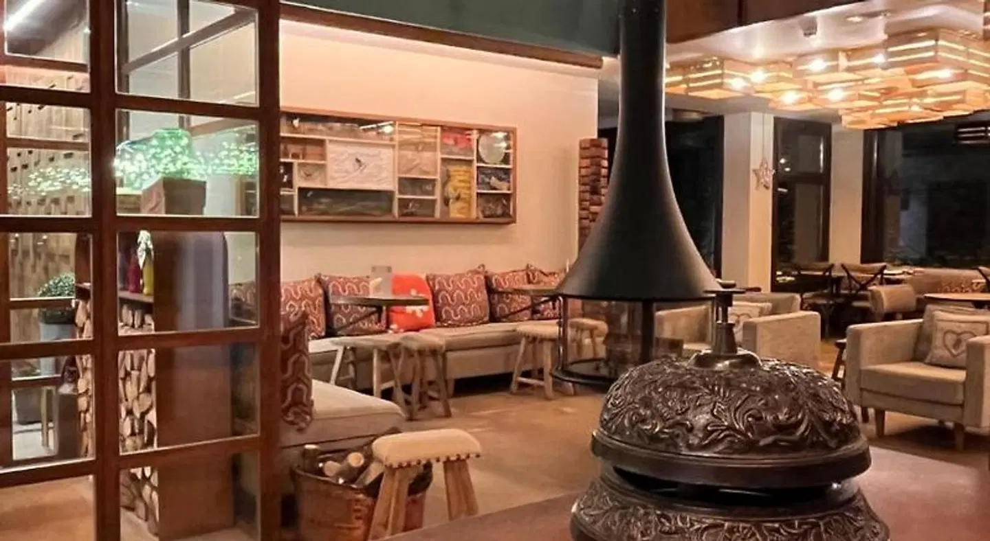 Hotel La Neu Bar