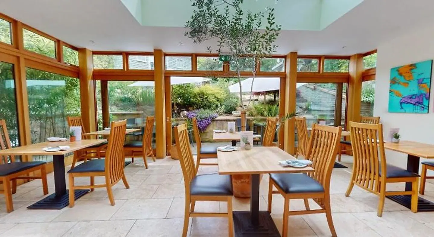 Dorian House Restaurant