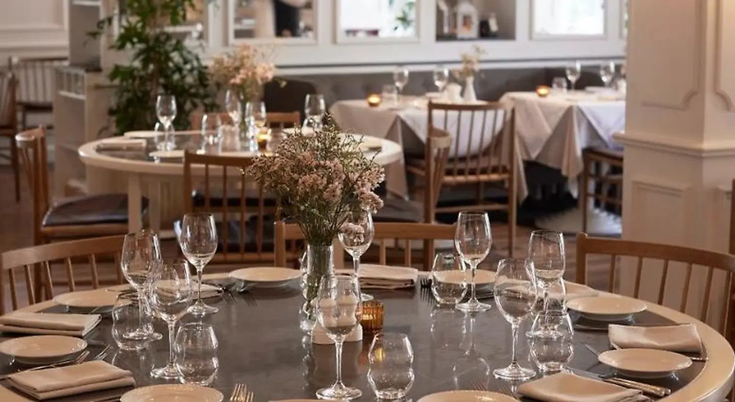 Nimb Hotel Restaurant