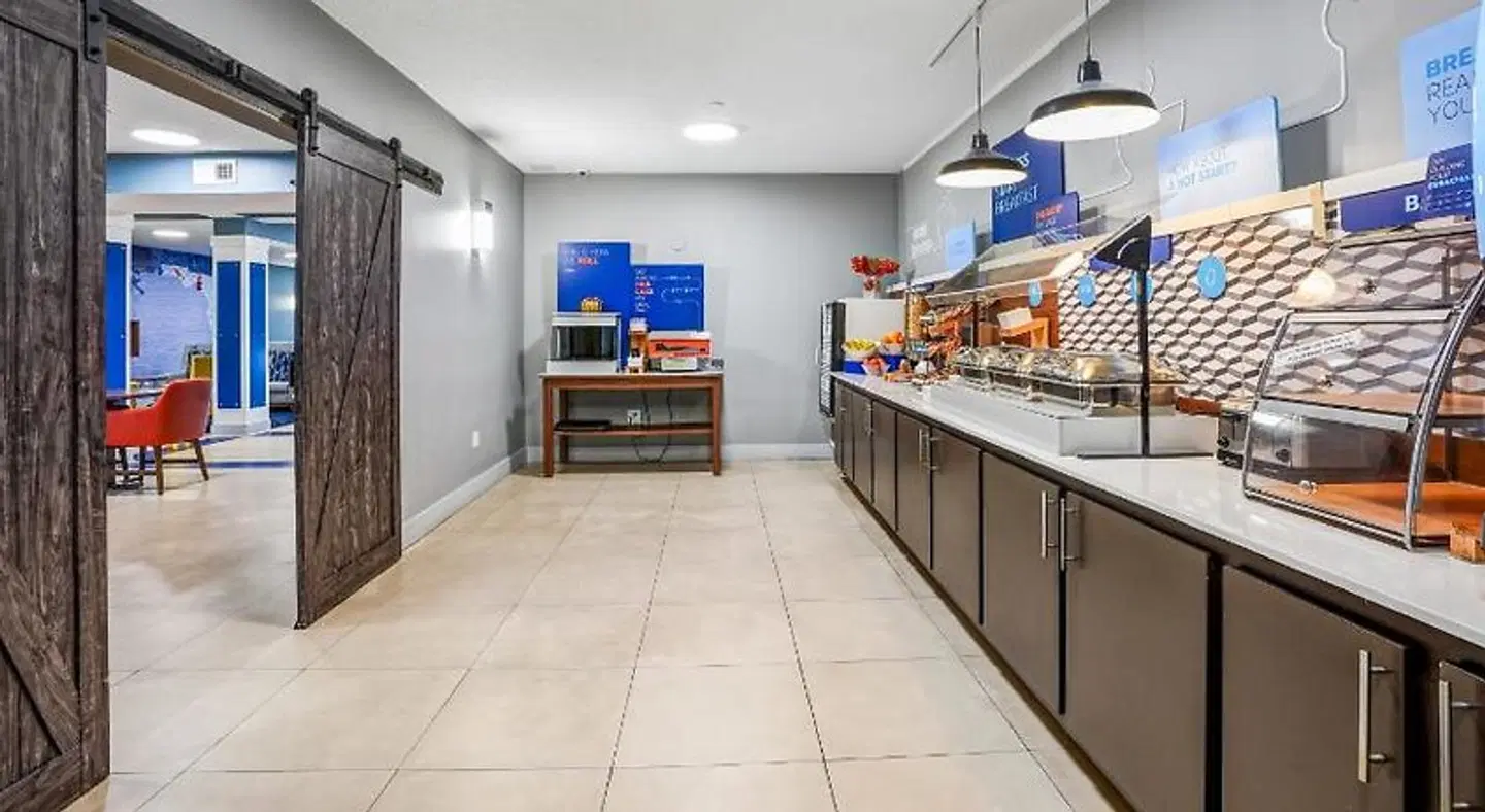 Holiday Inn Express & Suites Jacksonville - Mayport / Beach by IHG Restaurant