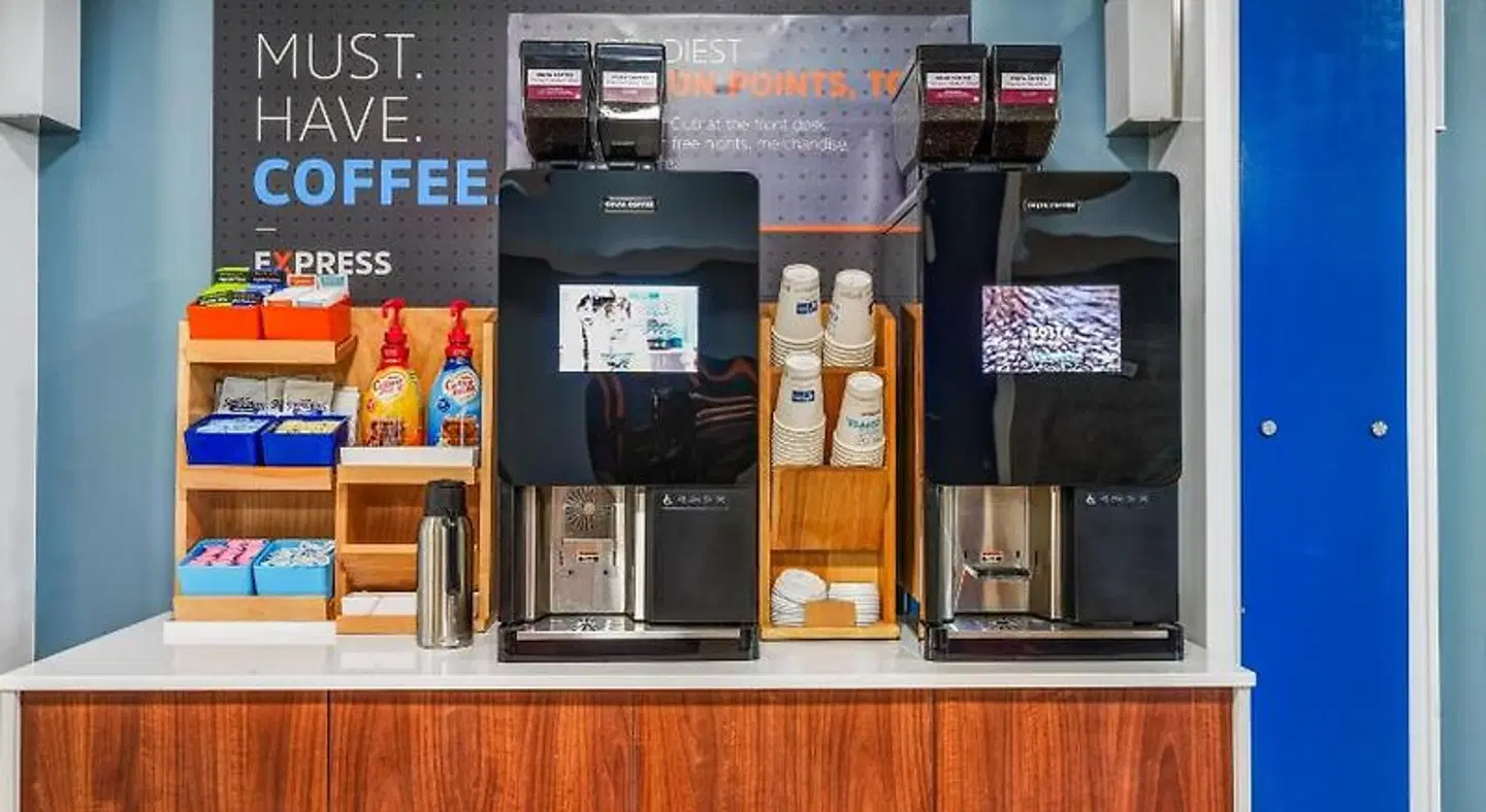 Holiday Inn Express & Suites Jacksonville - Mayport / Beach by IHG LOUNGE_LOBBY