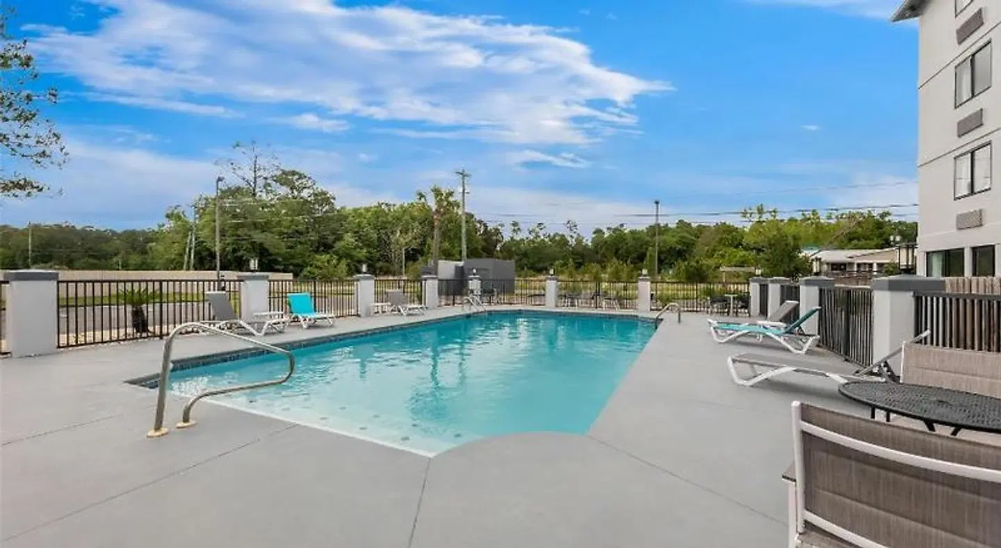 Spark by Hilton Biloxi Ocean Springs OUTDOOR_POOL