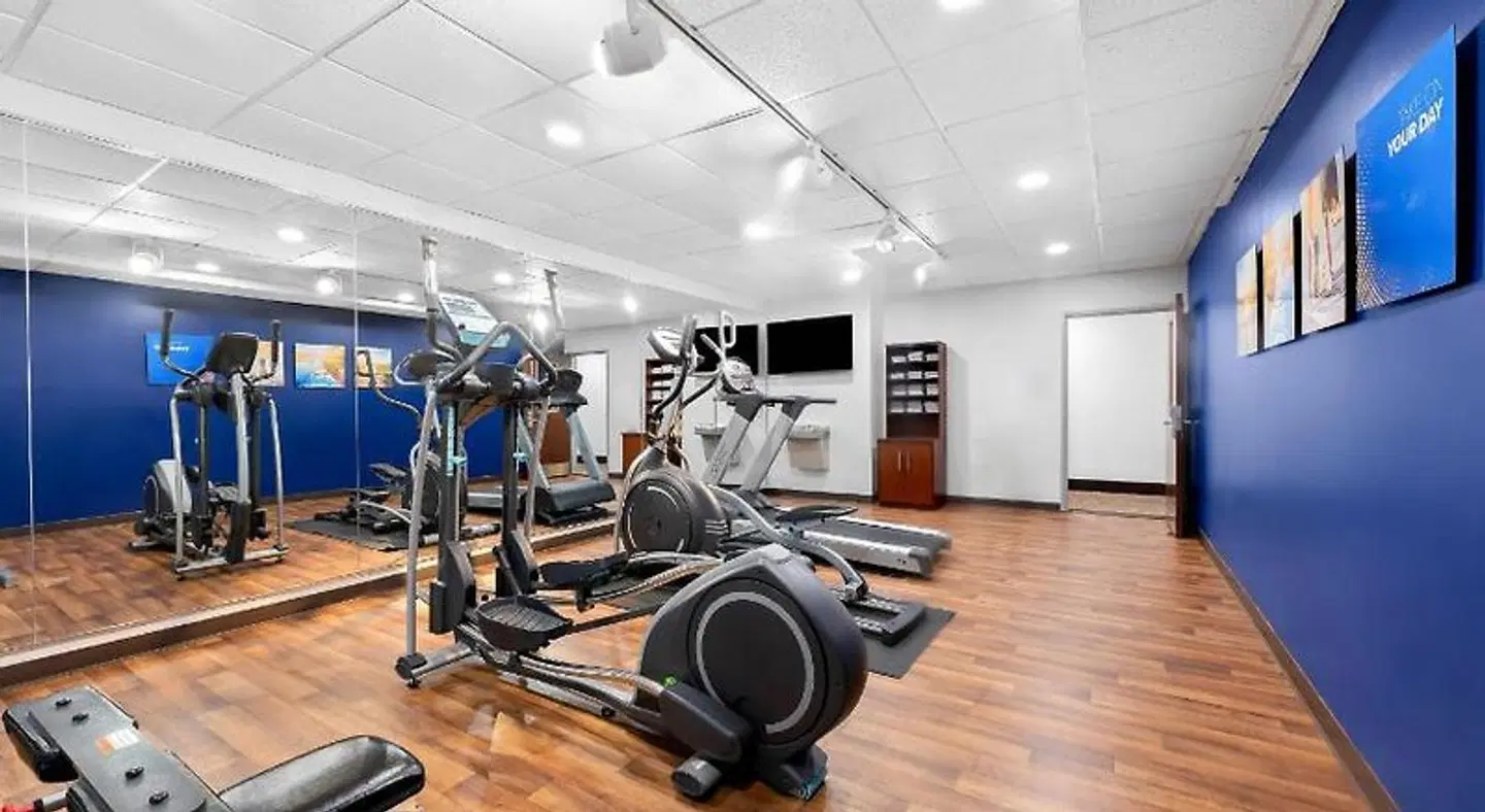 Comfort Suites Cullman I-65 Exit 310 SPORTS_AND_LEISURE