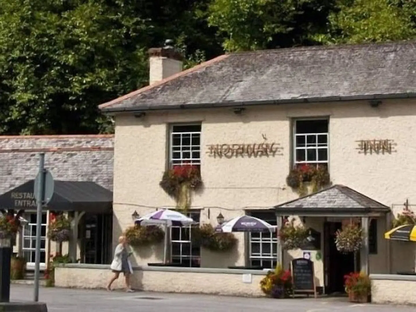 The Norway Inn EXTERIOR
