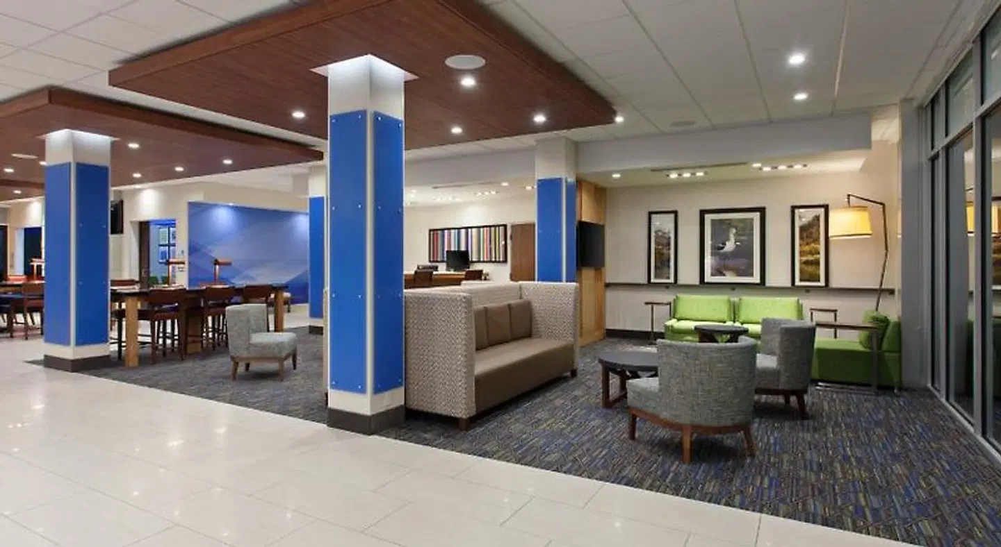 Holiday Inn Express & Suites Brigham City - North Utah by IHG LOUNGE_LOBBY