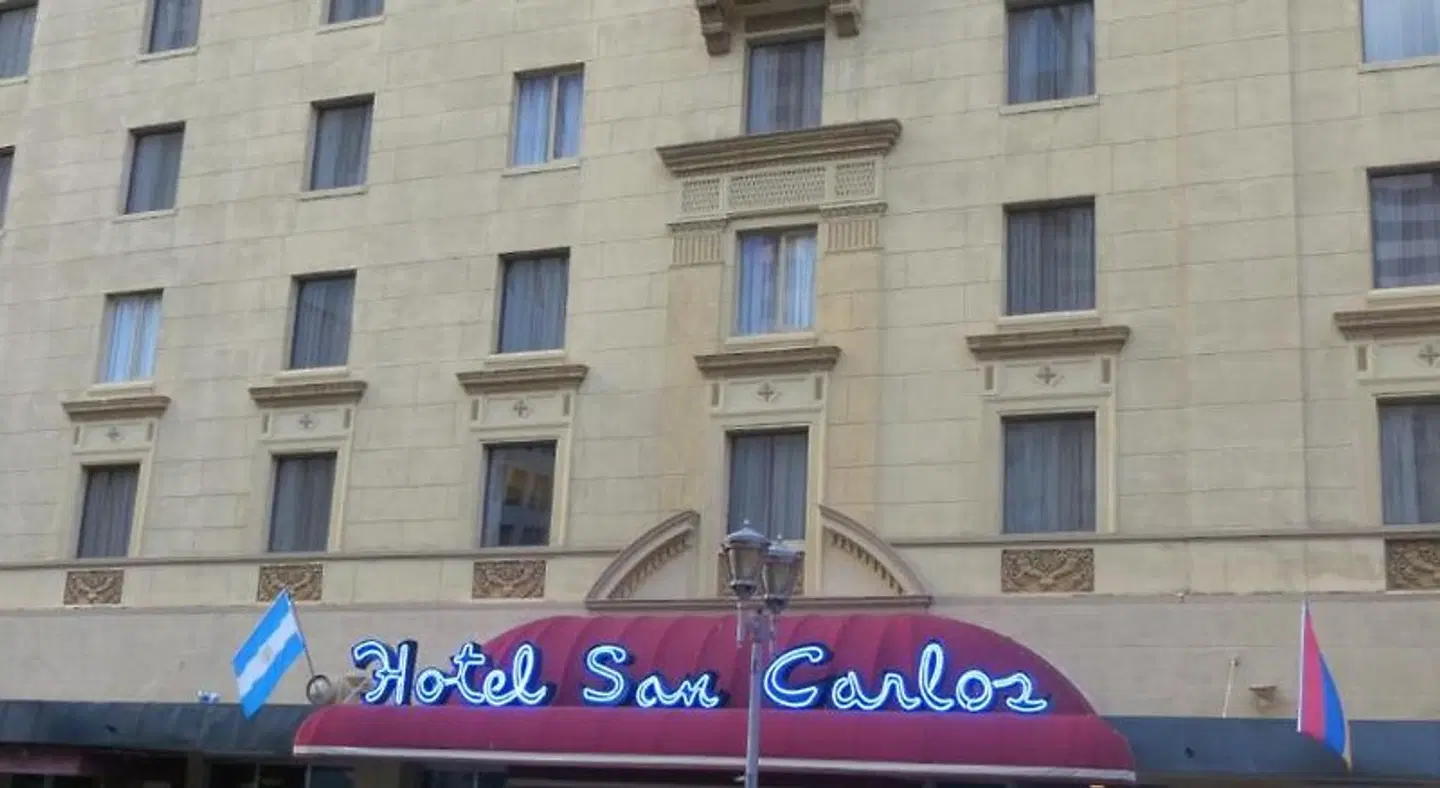 San Carlos EXTERIOR