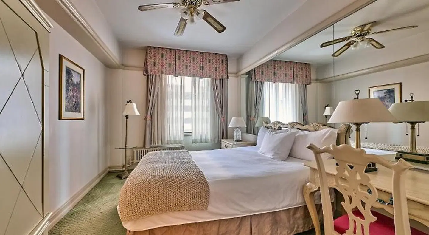 San Carlos ROOM_EXAMPLE