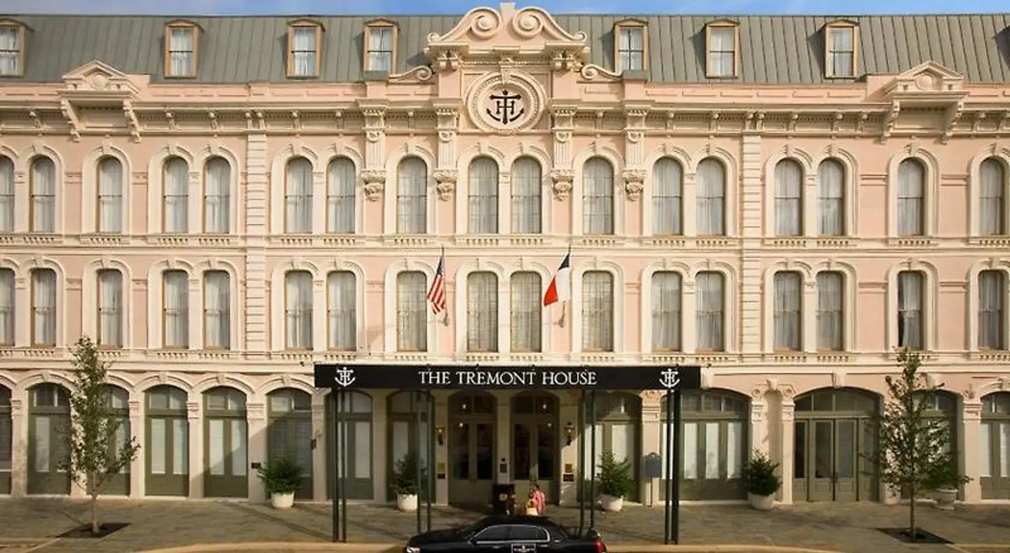 The Tremont House A Wyndham Grand Hotel EXTERIOR