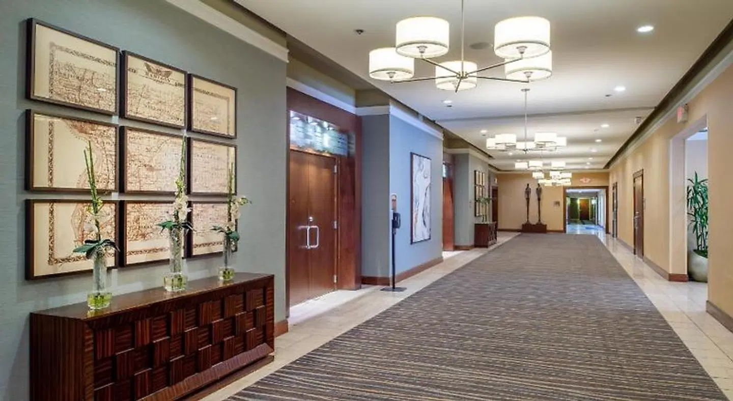 DoubleTree by Hilton Collinsville/St.Louis LOUNGE_LOBBY