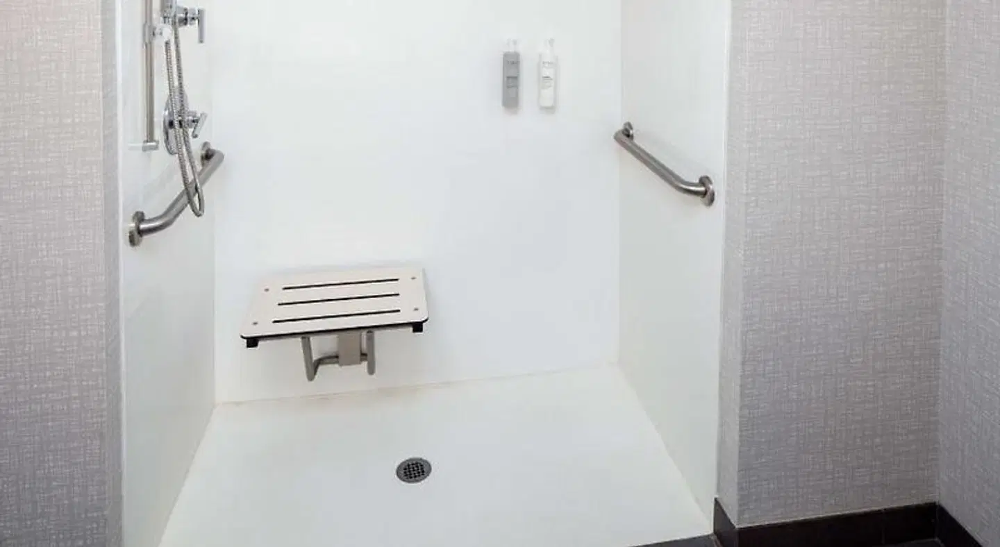 Hampton Inn & Suites Savannah - I-95 South - Gateway Badezimmer