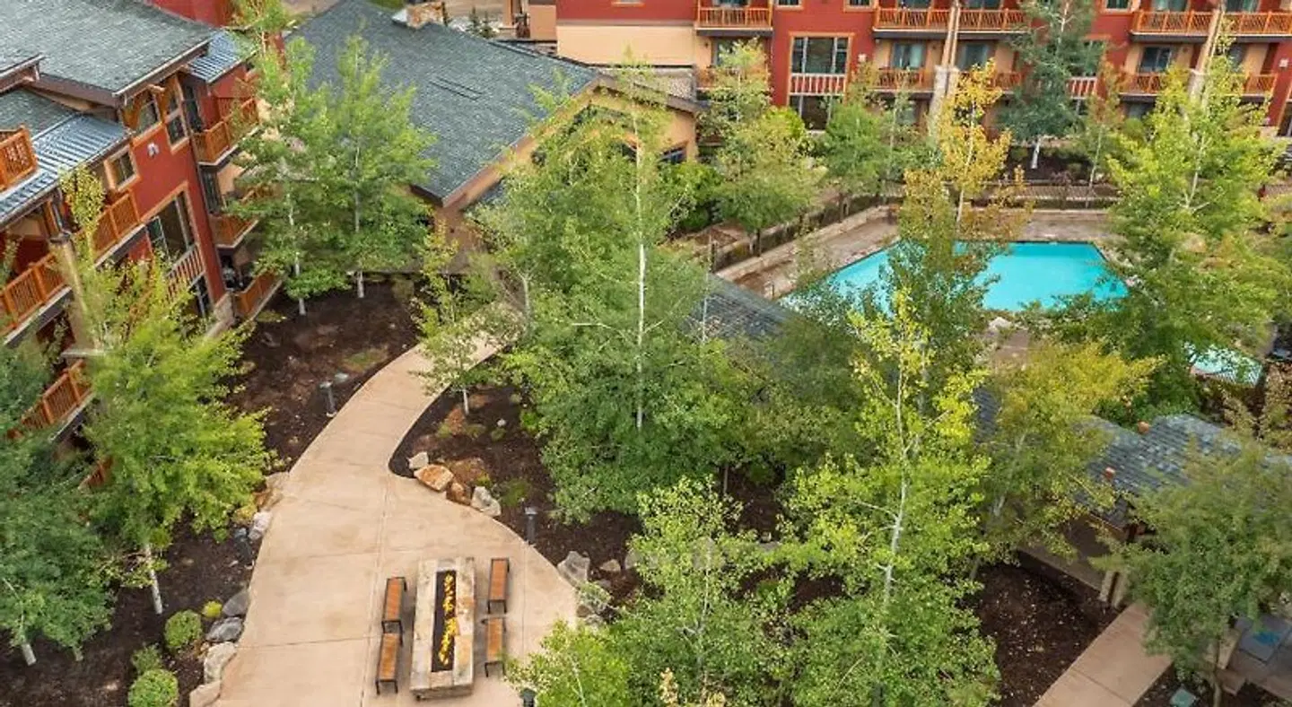 Sunrise Lodge by Hilton Grand Vacations EXTERIOR