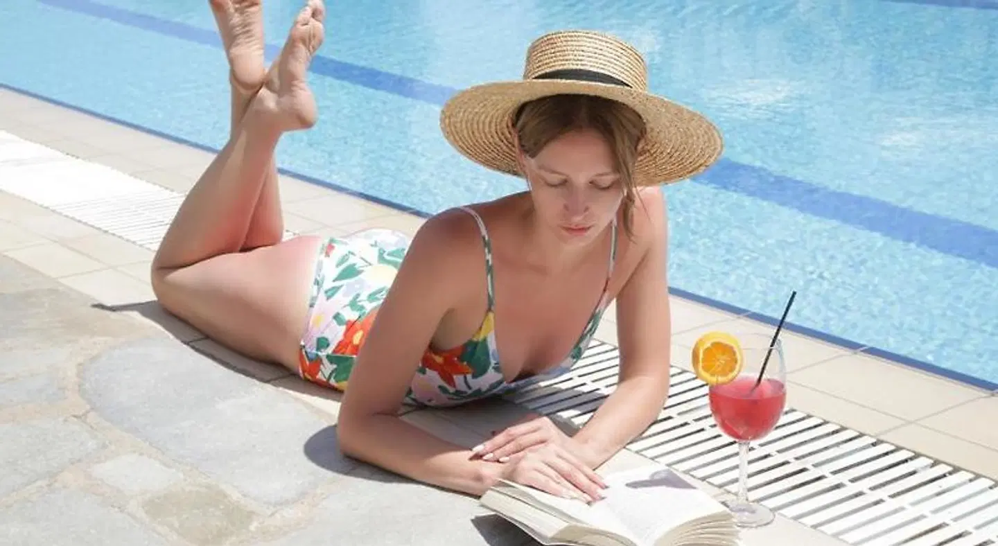 Agionissi Resort PEOPLE