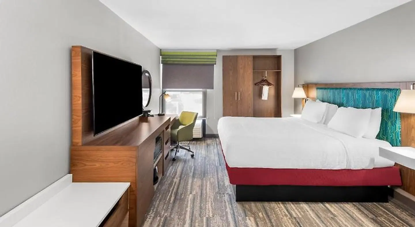 Hampton Inn Indianapolis-Ne/Castleton ROOM_EXAMPLE