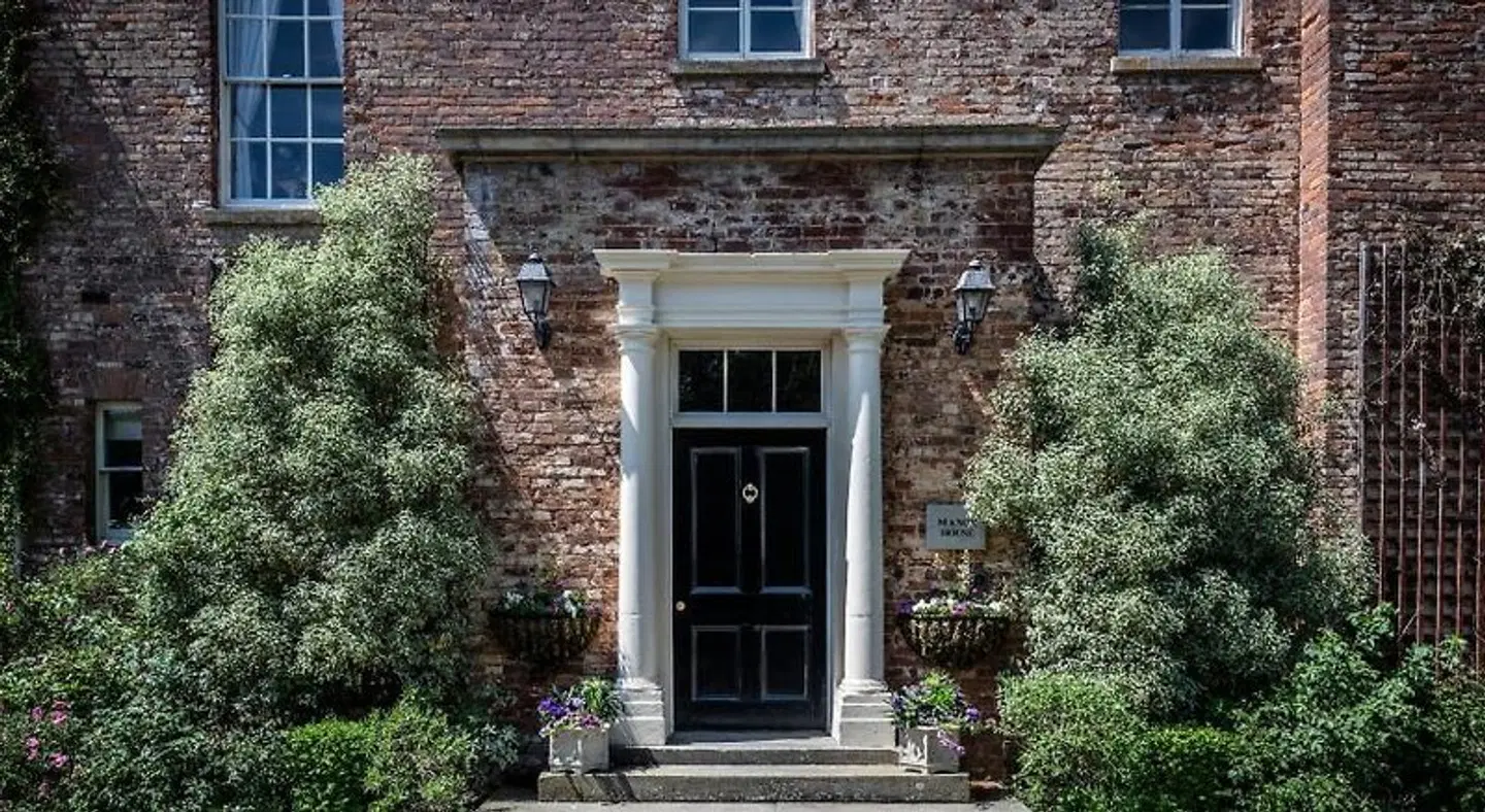 Stanbrook Abbey EXTERIOR