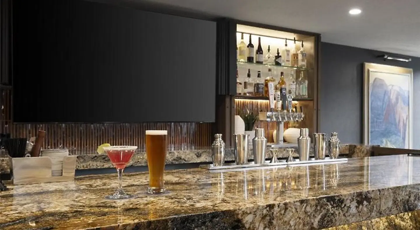 Hyatt Place Springdale - Zion National Park Bar