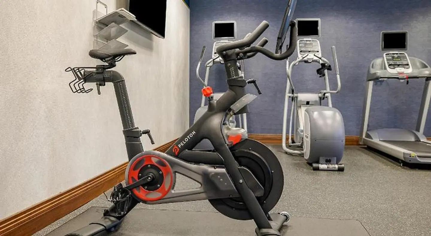 Hampton Inn & Suites Dallas/Plano-East SPORTS_AND_LEISURE