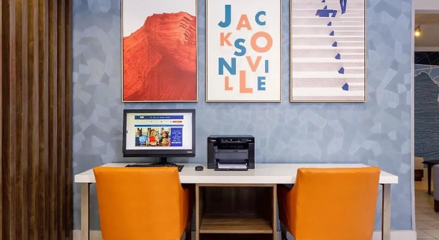 Holiday Inn Express & Suites Jacksonville South - I-295 by IHG LOUNGE_LOBBY