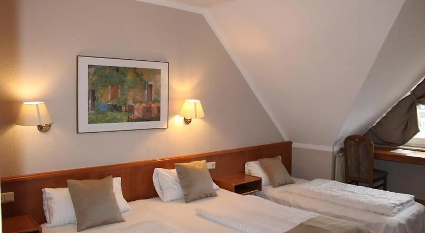 Zum Kaffeekännchen ROOM_EXAMPLE