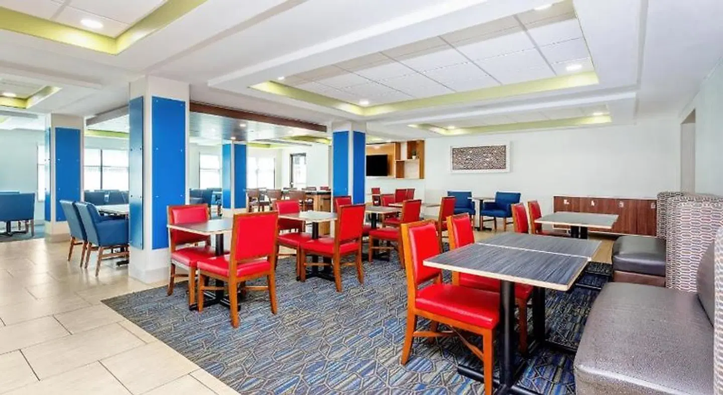 Holiday Inn Express & Suites Jacksonville - Blount Island by IHG Restaurant