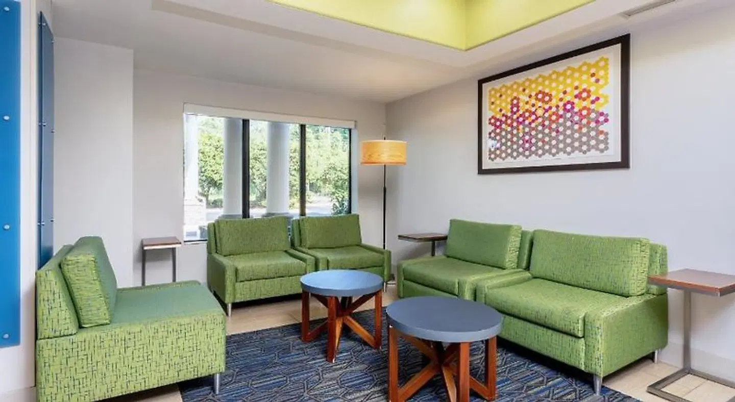 Holiday Inn Express & Suites Jacksonville - Blount Island by IHG LOUNGE_LOBBY