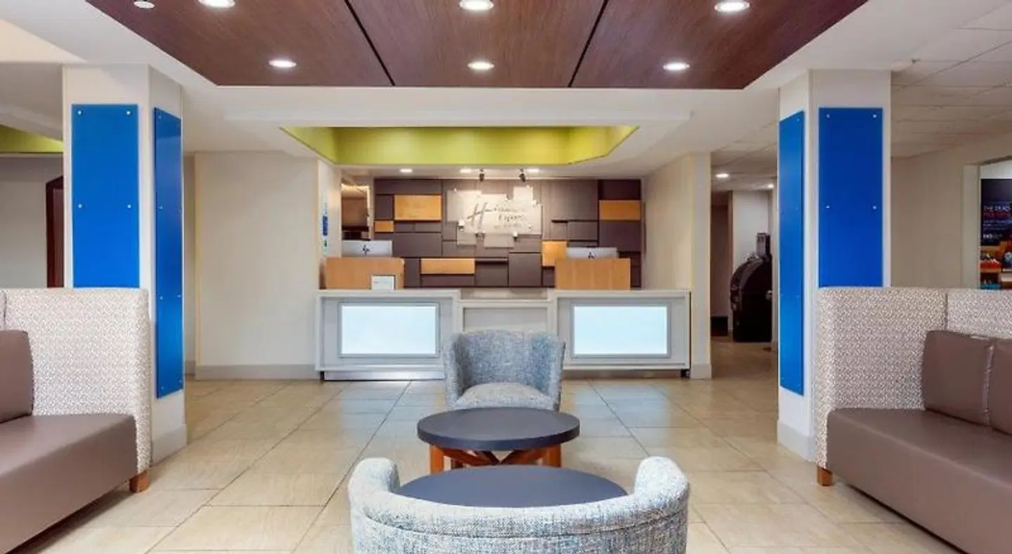Holiday Inn Express & Suites Jacksonville - Blount Island by IHG LOUNGE_LOBBY