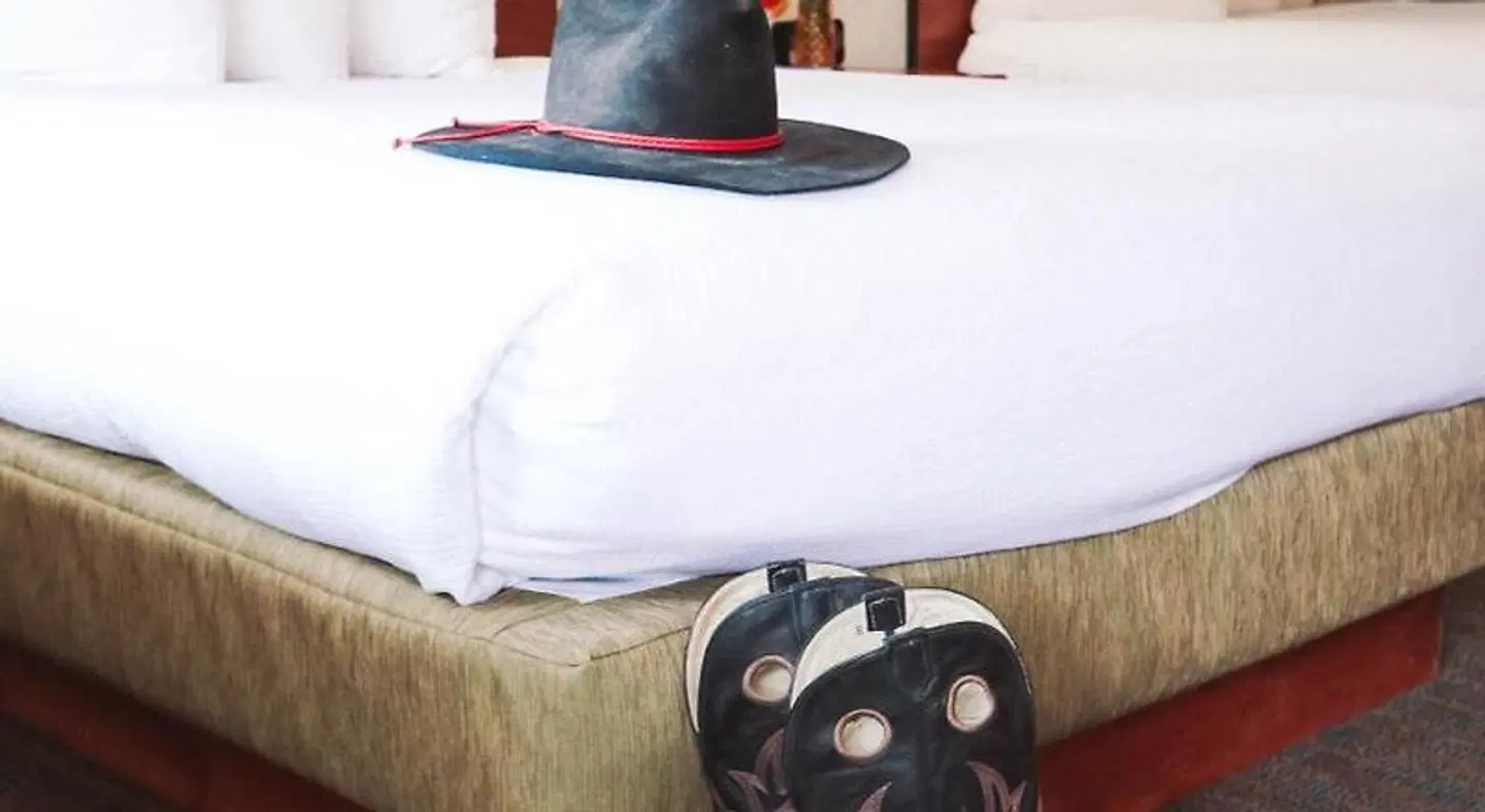 Brandin' Iron Inn ROOM_EXAMPLE