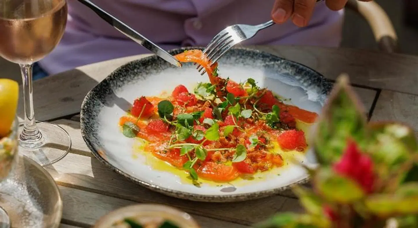 Embankment Hotel Restaurant