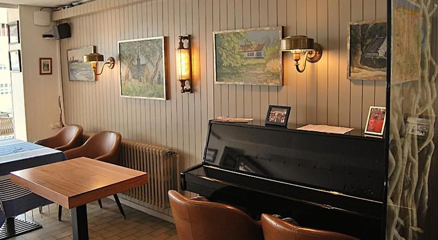 Montana ROOM_EXAMPLE