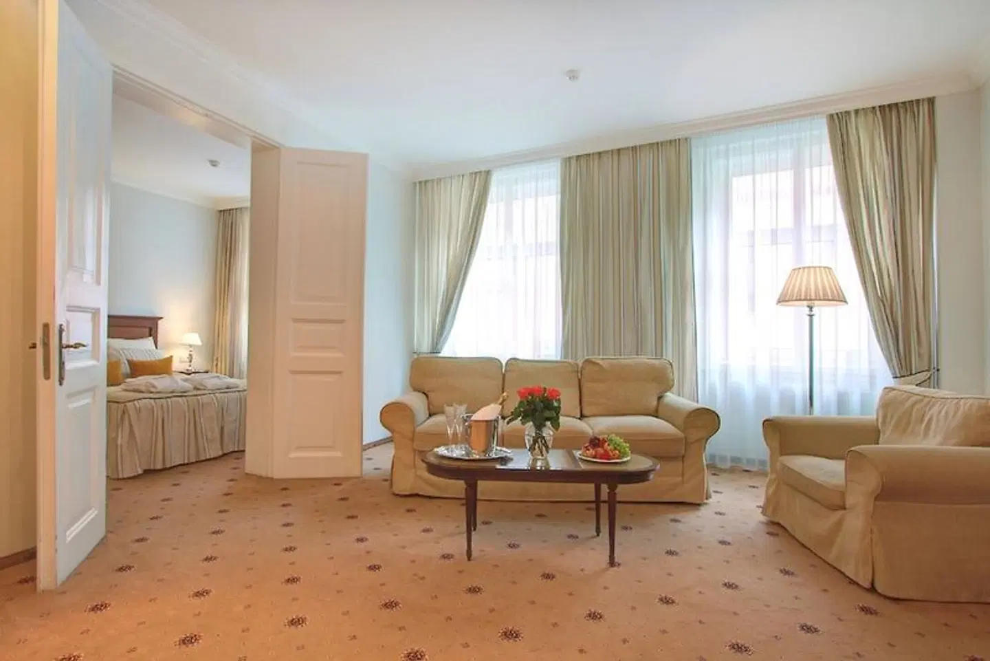 Radi un Draugi ROOM_EXAMPLE