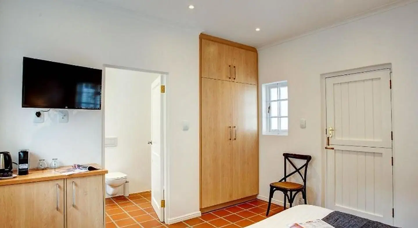 Albourne Guesthouse ROOM_EXAMPLE