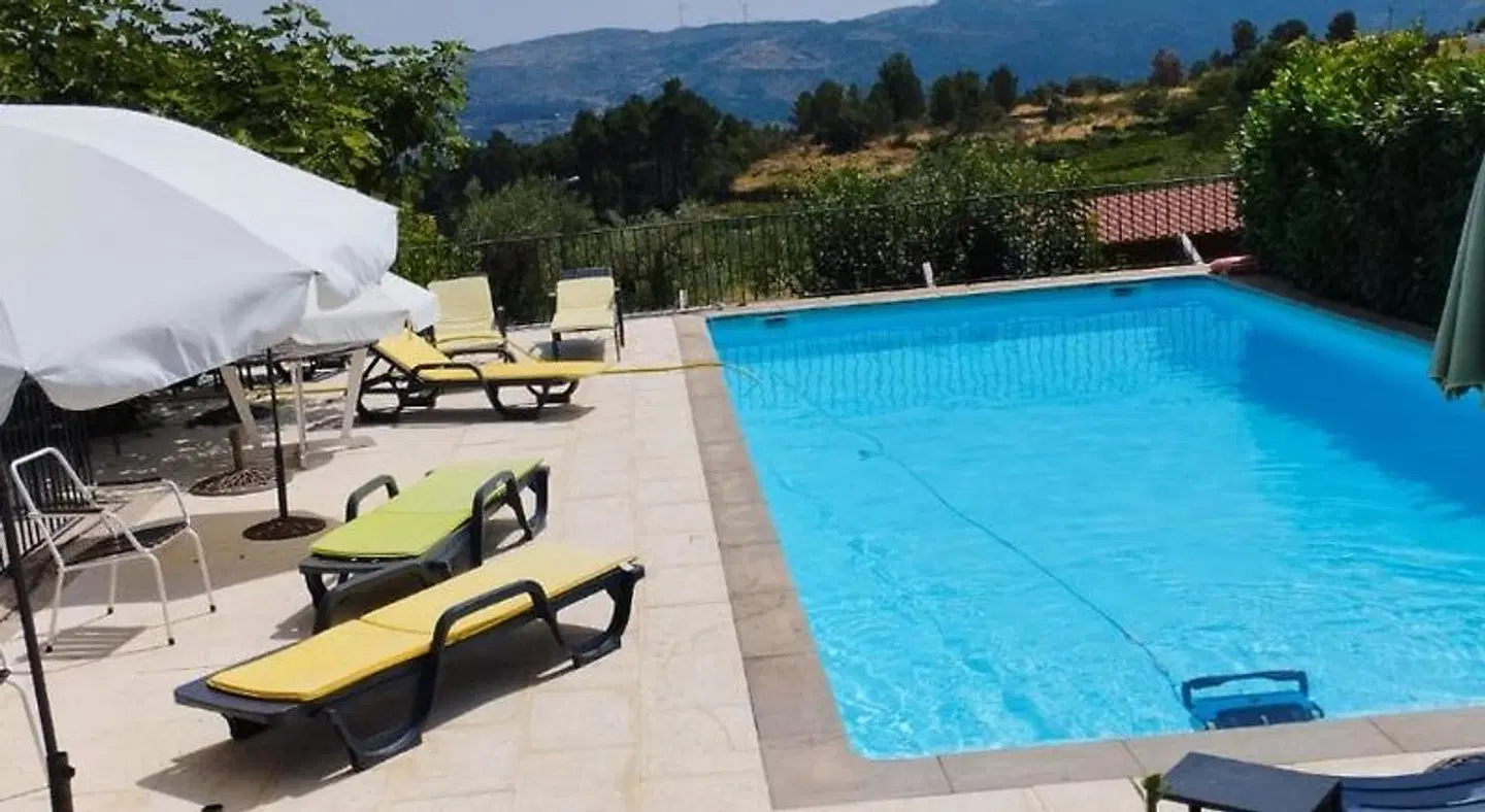 Outros Tempos OUTDOOR_POOL