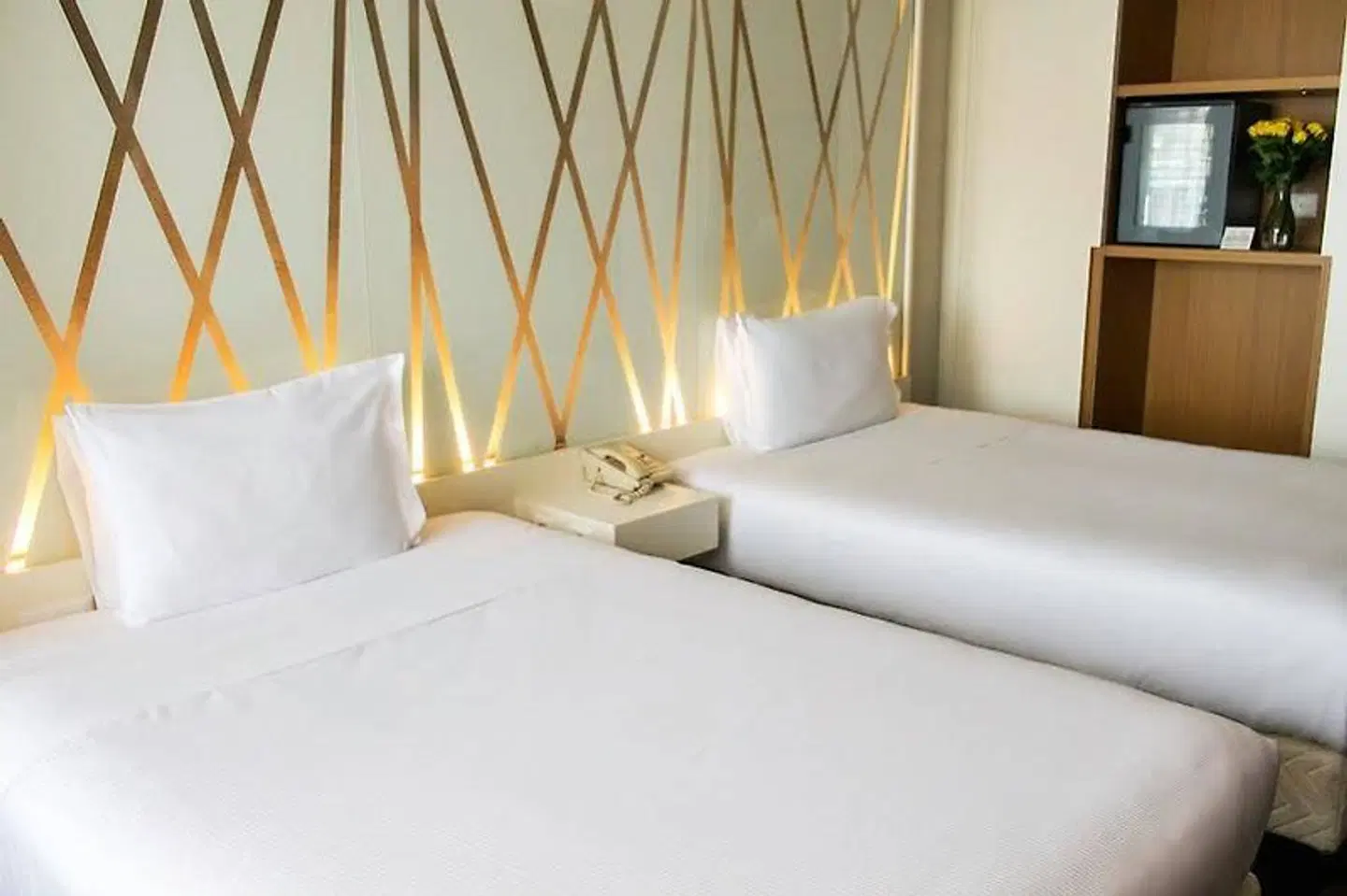 Admiral Lugano (ex Holiday Inn Lugano) ROOM_EXAMPLE