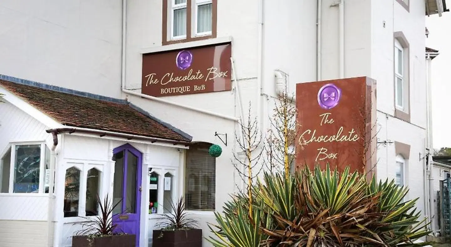 The Chocolate Box Hotel EXTERIOR