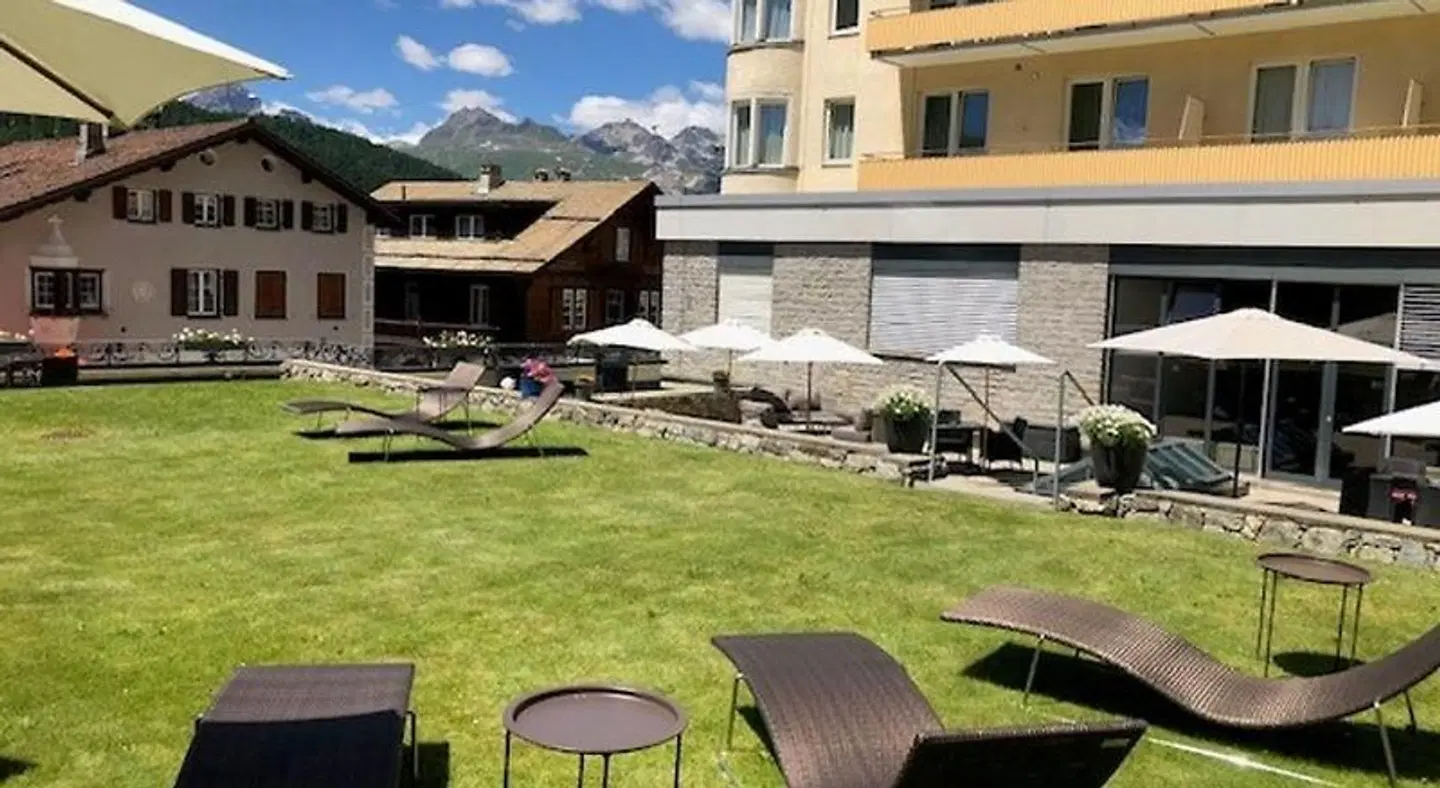 Schweizerhof Terrasse