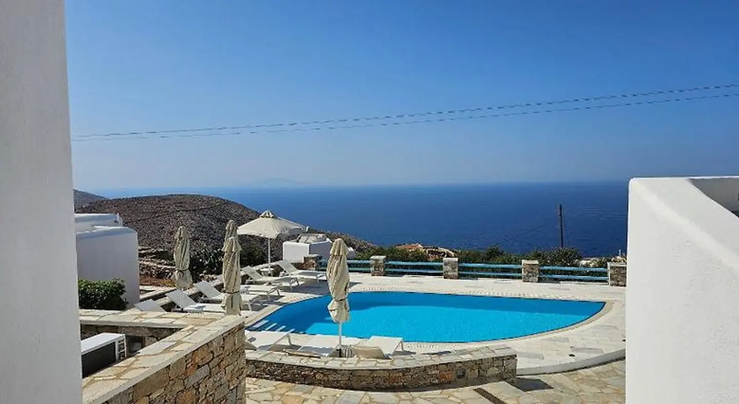 Aeri OUTDOOR_POOL