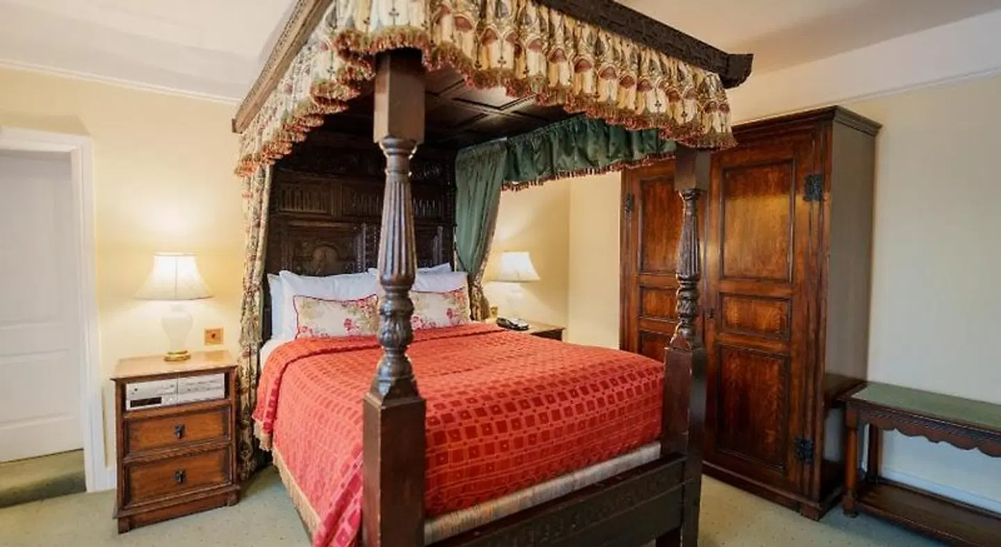 Marygreen Manor ROOM_EXAMPLE