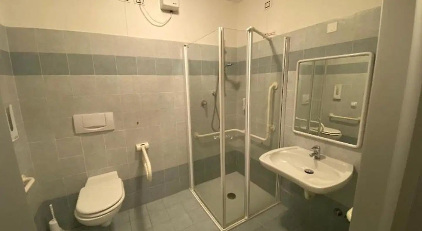Ostello Di Rovereto Badezimmer