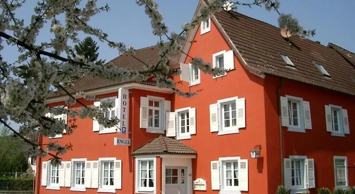 Engel EXTERIOR
