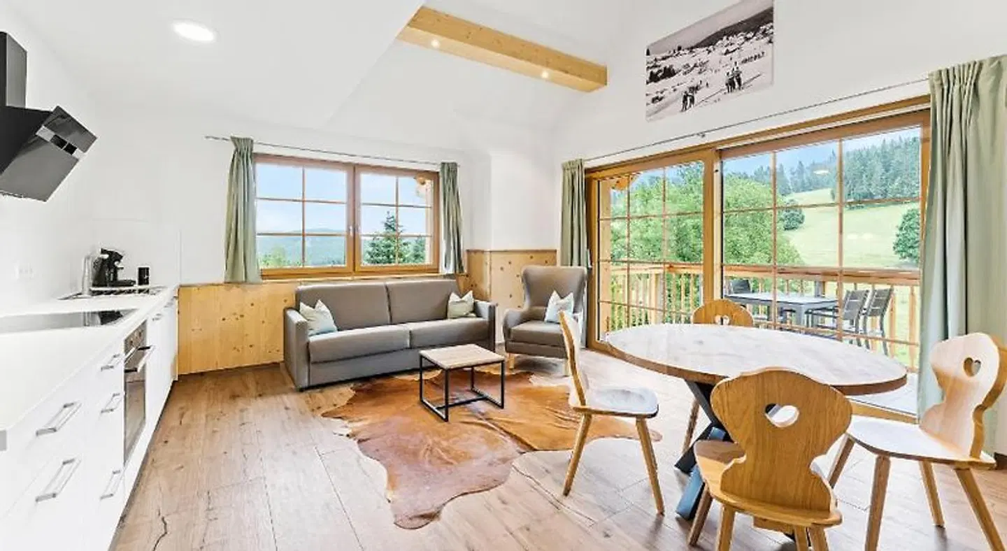 SCHWARZENBACH - Apartments & Rooftop Pool ROOM_EXAMPLE