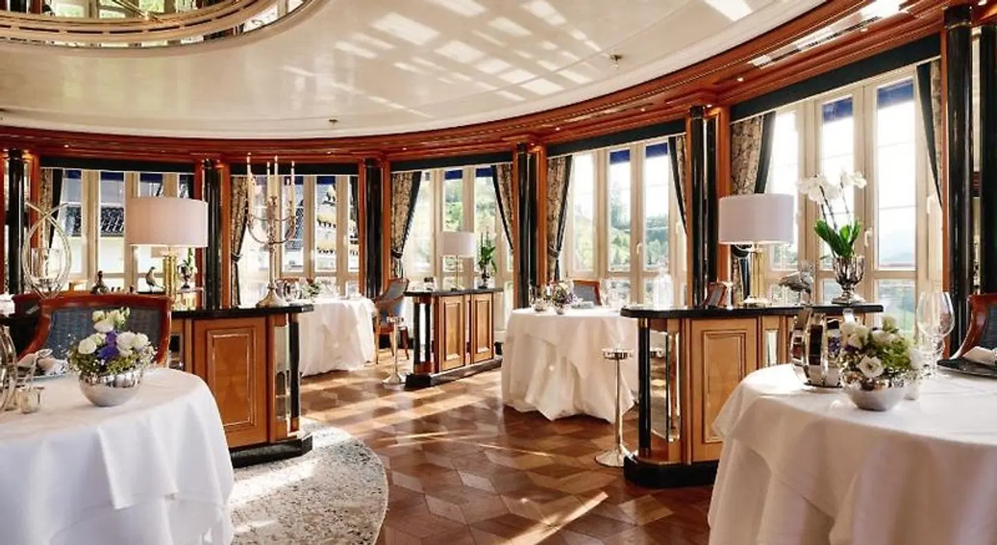 Dollenberg LOUNGE_LOBBY
