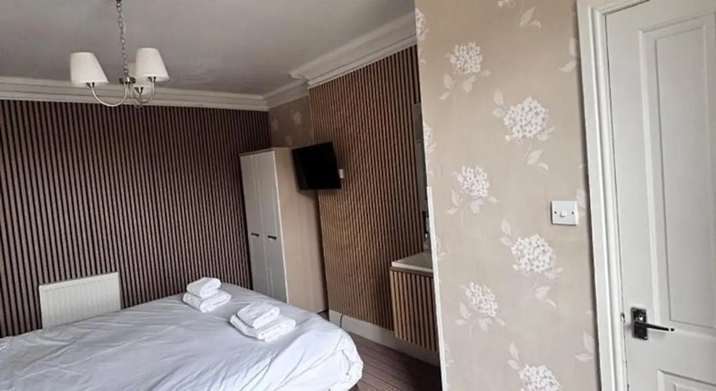 Arundel House HEALTH_BEAUTY